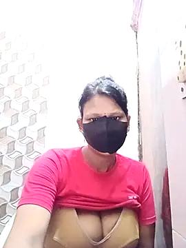 Snapshot of varnika chatting on 09.13.25 varnika online show from 09.13.25