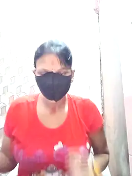 Snapshot of varnika chatting on 09.27.25 varnika online show from 09.27.25