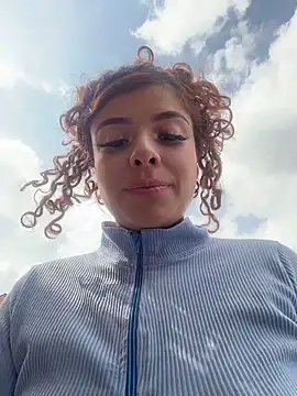 Snapshot of haally-mll chatting on 02.14.26 haally-mll online show from 02.14.26