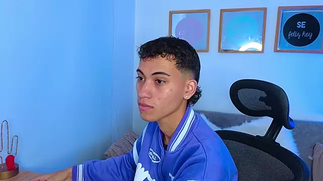 Snapshot of yulian_vasquez chatting on 09.12.25 yulian vasquez online show from 09.12.25