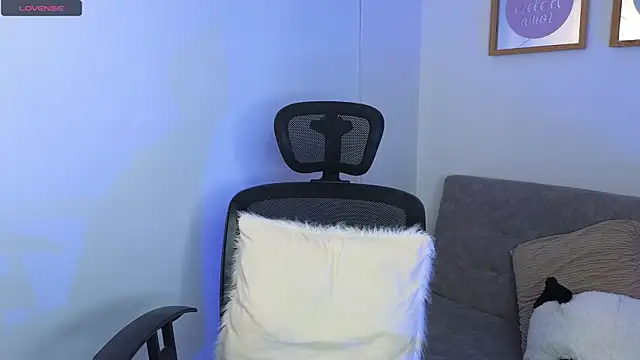 Snapshot of yulian_vasquez chatting on 09.24.25 yulian vasquez online show from 09.24.25