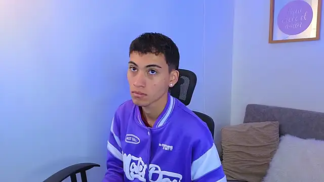 Snapshot of yulian_vasquez chatting on 09.26.25 yulian vasquez online show from 09.26.25