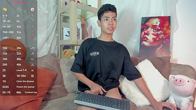 LoganTwink18 online show from 03.28.26