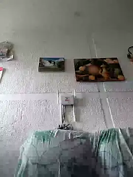 Snapshot of Valenn_fernandez chatting on 05.26.26 Valenn fernandez online show from 05.26.26