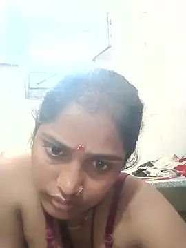 Snapshot of Guriya0076 chatting on 04.25.26 Guriya0076 online show from 04.25.26