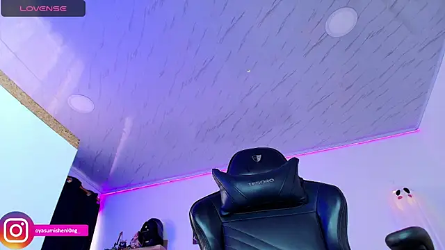 Nicorobinn online show from 10.31.25