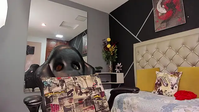 Snapshot of kris_milff chatting on 10.01.25 kris milff online show from 10.01.25