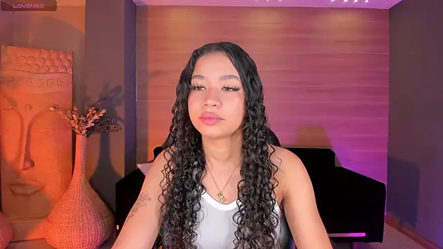 SophieHouston  online show from 10.22.25