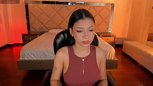 SophieHouston  online show from 03.04.26