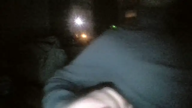 Snapshot of Tayatom8823 chatting on 10.25.25 Tayatom8823 online show from 10.25.25