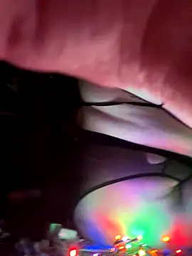 HotVictoriaa online show from 11.12.25