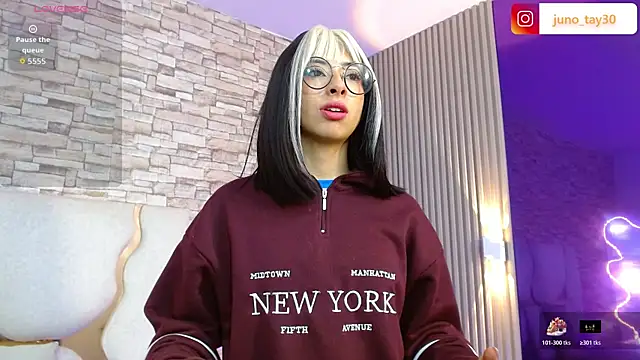 juno tay online show from 10.25.25