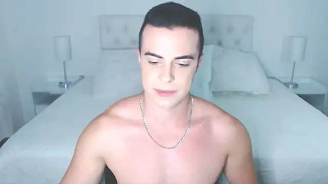 Snapshot of mr_hunterx chatting on 10.08.25 mr hunterx online show from 10.08.25