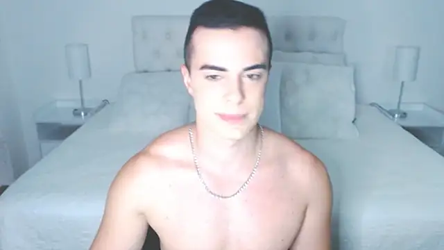 Snapshot of mr_hunterx chatting on 10.10.25 mr hunterx online show from 10.10.25