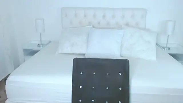 Snapshot of mr_hunterx chatting on 10.11.25 mr hunterx online show from 10.11.25