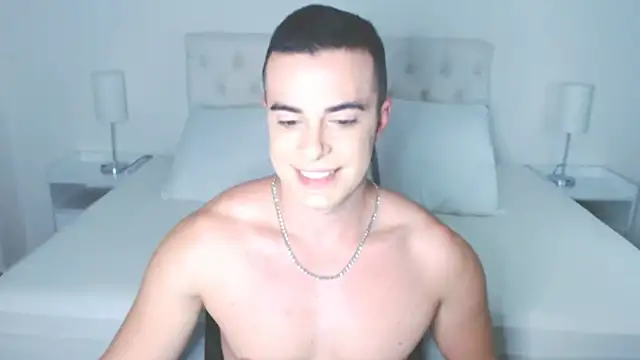 Snapshot of mr_hunterx chatting on 10.21.25 mr hunterx online show from 10.21.25