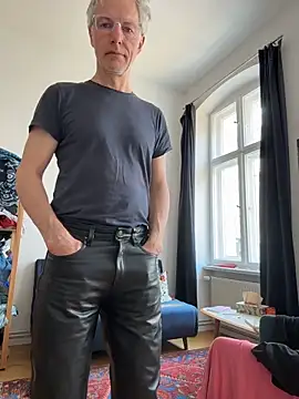 SexyLeon8 online show from 04.11.26