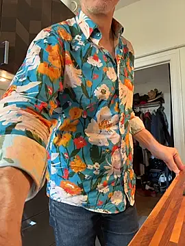 SexyLeon8 online show from 04.17.26