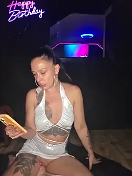 littleladyshelly online show from 05.20.26
