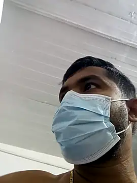 Snapshot of keri_huththa chatting on 10.14.25 keri huththa online show from 10.14.25