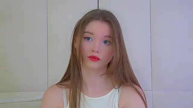 KeiraAsti online show from 05.11.26