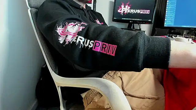 Snapshot of DiositoHerus chatting on 07.26.26 DiositoHerus online show from 07.26.26