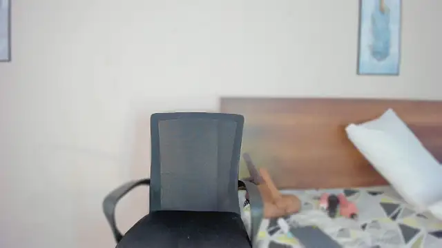 Niicol Jenner online show from 02.09.26