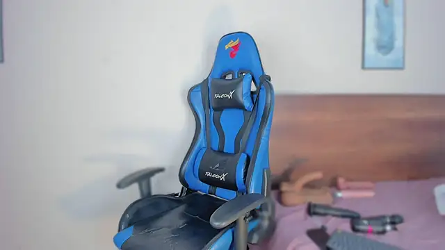 Niicol Jenner online show from 02.15.26