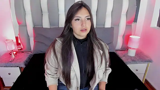 Adaara Rey online show from 10.03.25