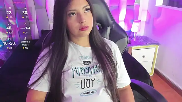 Adaara Rey online show from 11.22.25