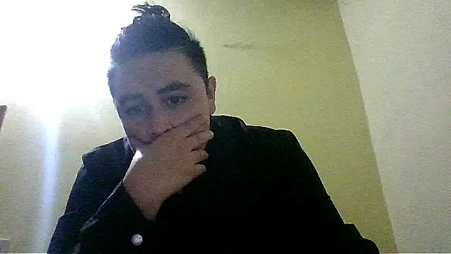 Snapshot of jorgexsuil2hh chatting on 06.12.26 jorgexsuil2hh online show from 06.12.26