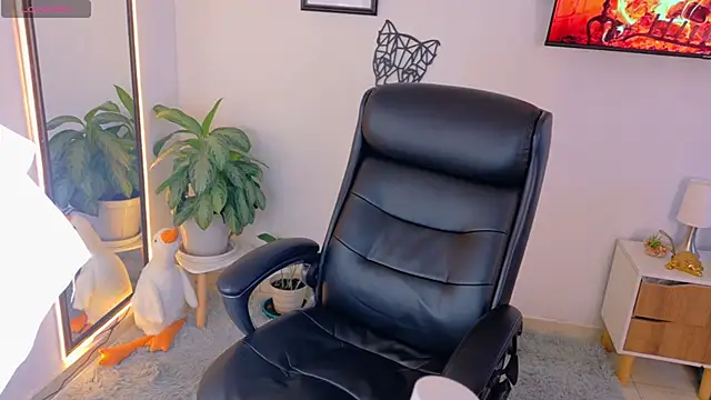 Elian savoy online show from 09.28.25