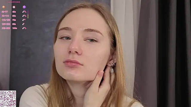 ElvinaRose online show from 11.11.25