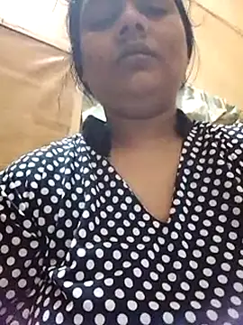 Snapshot of Cute_Amiya chatting on 11.09.25 Cute Amiya online show from 11.09.25