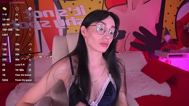 EviLune online show from 12.18.25