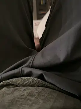 pranastro00 online show from 12.23.25