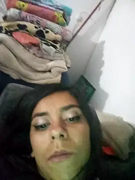 Snapshot of SharonDustLove chatting on 10.18.25 SharonDustLove online show from 10.18.25