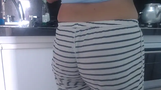 Snapshot of sabrina_v_ chatting on 05.20.26 sabrina v online show from 05.20.26