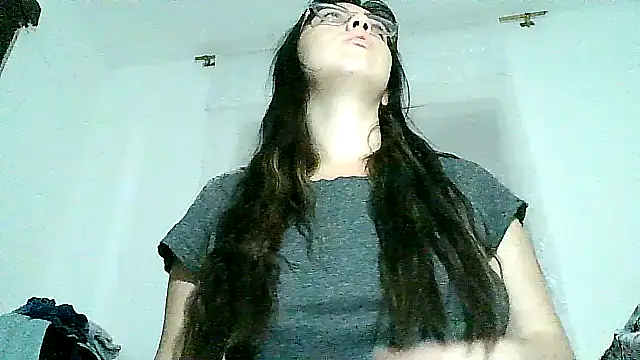 Snapshot of lareinalareinadelanal chatting on 10.07.25 lareinalareinadelanal online show from 10.07.25