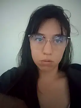 Snapshot of lareinalareinadelanal chatting on 10.11.25 lareinalareinadelanal online show from 10.11.25