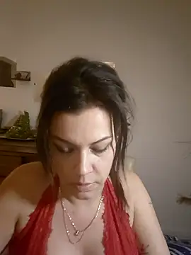 Snapshot of Foxy-Milfy chatting on 11.12.25 Foxy-Milfy online show from 11.12.25