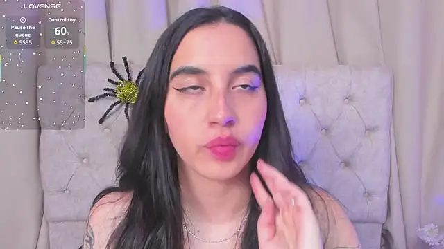 kaylee lee online show from 10.17.25