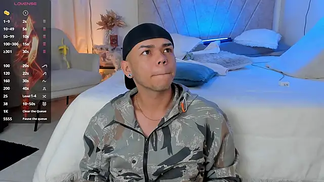 jhosepMoreno online show from 10.11.25