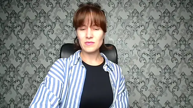 Kelly Kisss online show from 11.02.25