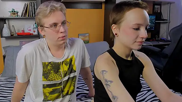 Snapshot of SammySccott chatting on 02.25.26 SammySccott online show from 02.25.26