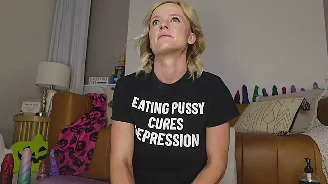 Taylorlove303 online show from 10.24.25