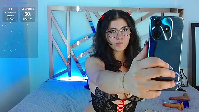 hannia baileys online show from 12.15.25