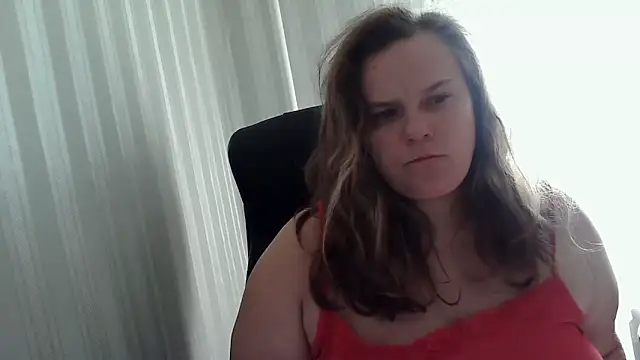 Snapshot of HollyXEva chatting on 09.11.25 HollyXEva online show from 09.11.25