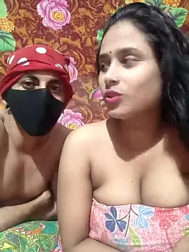 Seducing couple online show from 10.02.25