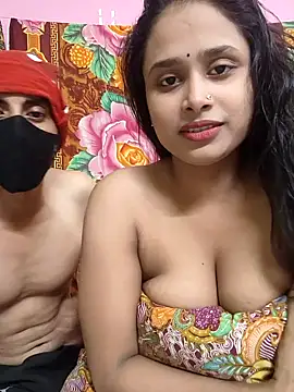 Seducing couple online show from 10.03.25
